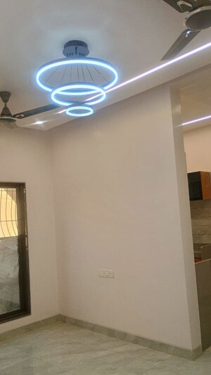 Room in 1 BHK Apartment at Crowngold Kalpatru Avenue, Naigaon East – for Sale