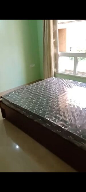 Bedroom in 2.5 BHK Apartment at Hiranandani Estate, Ghodbunder Road – for Rent