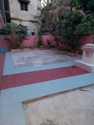 Swimming Pool in 6 BHK Independent House at Kanchrapara – for Sale