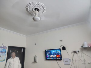 Furnished Amenities in 1 RK Apartment at Pir Machalla – for Rent