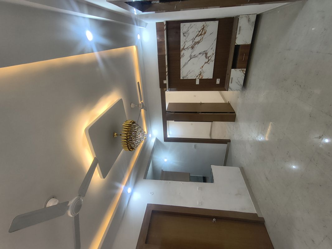 4 BHK 1700 Sq.Ft. Builder Floor in RWA Apartments Sector 72