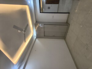 Furnished Amenities in 4 BHK Builder Floor at RWA Apartments Sector 72, Sector 72 – for Sale