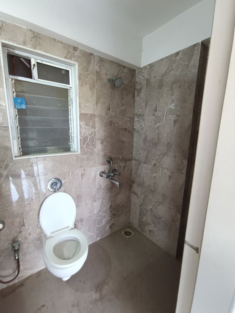 Bathroom, mehta-amrut-pearl 1 Bedroom 450 Sq.Ft. Apartment In Kalyan West Thane 10211219