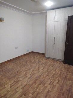 4 BHK + Servant Room Builder Floor For Rent in Safdarjung Enclave