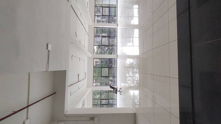 Common Area, queenstown-springs Commercial Showroom 2500 Sq.Ft. In Ghansoli Navi Mumbai 10211344