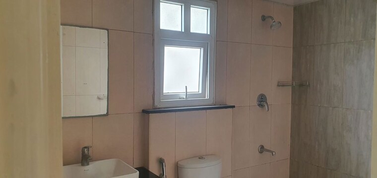 Bathroom, prestige-sunrise-park 2 Bedroom 1128 Sq.Ft. Apartment In Electronic City Phase I Bangalore 10211337
