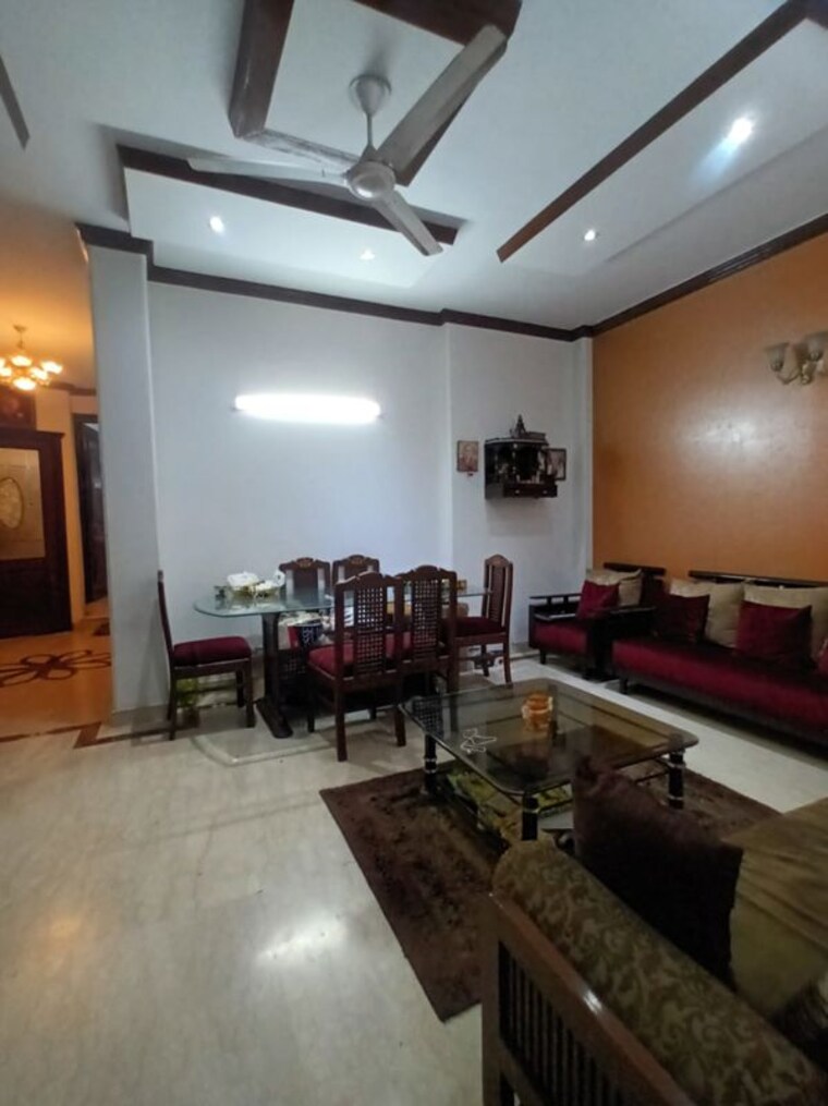Living Room, dlf-queens-court 3 Bedroom 265 Sq.Yd. Apartment In Greater Kailash ii Delhi 10211438