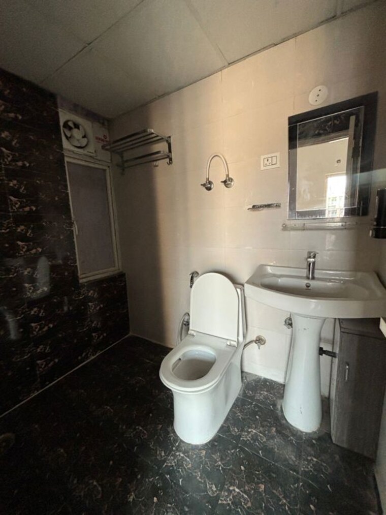 Bathroom, migsun-wynn-boulevard 2 Bedroom 1060 Sq.Ft. Apartment In Eta Ii Greater Noida Greater Noida 10211428