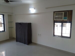 Room in 3 BHK Apartment at BU Bhandari Acolade, Kharadi – for Rent