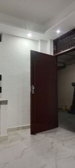 1 Rk  350 Sq.Ft. Builder Floor in Neb Sarai