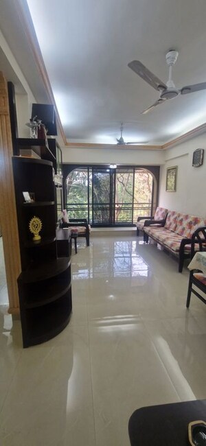 Living Room in 3 BHK Apartment at Andheri West – for Rent