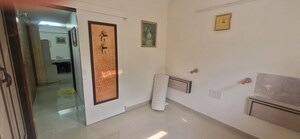 Furnished Amenities in 3 BHK Apartment at Andheri West – for Rent