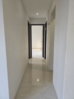  2 BHK Apartment at Ashirwad CHS Dadar East, Dadar East – for Rent