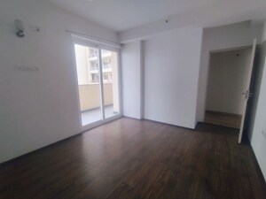 Room in 3 BHK Apartment at Supertech Araville, Sector 79 – for Rent