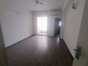 3 BHK Apartment For Rent in Supertech Araville, Sector 79