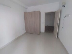 Room in 3 BHK Apartment at Supertech Araville, Sector 79 – for Rent