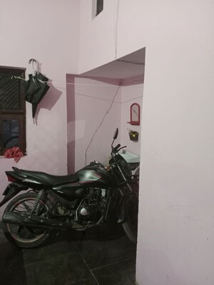  1 BHK Builder Floor at Sector 17 – for Rent