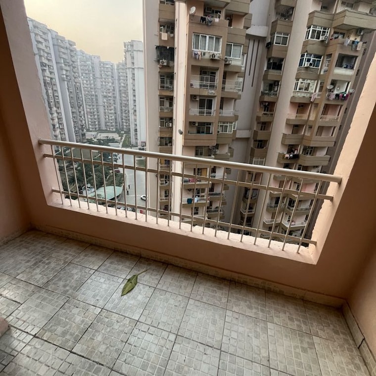 Balcony, patel nagar 2 Bedroom 810 Sq.Ft. Builder Floor In Patel Nagar Gurgaon 10211531