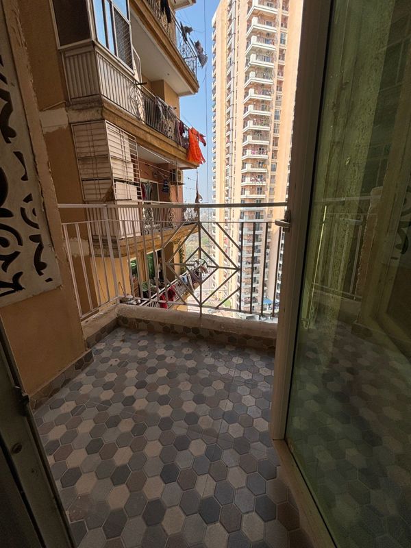 3 BHK + Study Room Apartment For Sale in Migsun Twiinz