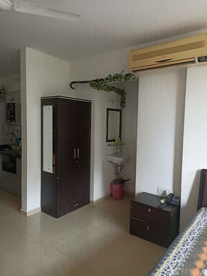 Studio Apartment For Rent in Amanora Future Towers, Hadapsar