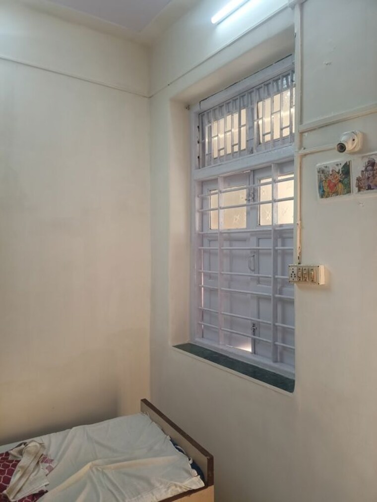 Room, adarsh-nagar-chs-worli 1 Bedroom 400 Sq.Ft. Apartment In Worli Mumbai 10211676