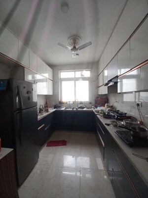 Kitchen in 3 BHK Builder Floor at SS The Palladians, Sector 47 – for Rent