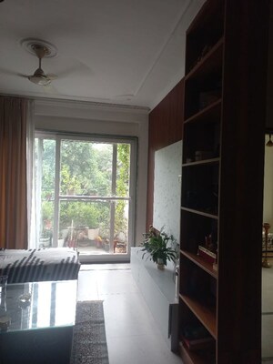 Kitchen in 3 BHK Builder Floor at SS The Palladians, Sector 47 – for Rent