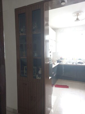Bathroom in 3 BHK Builder Floor at SS The Palladians, Sector 47 – for Rent