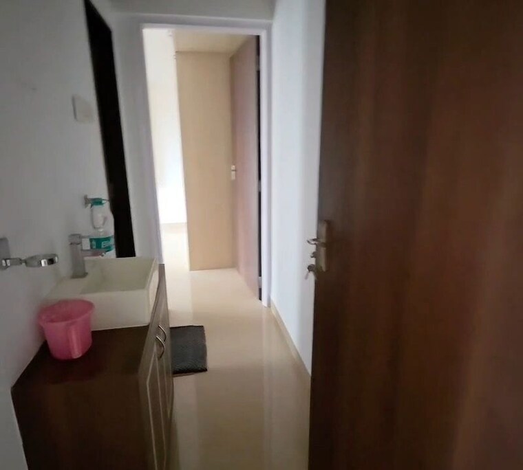 Bathroom, plam-house 1 Bedroom 335 Sq.Ft. Apartment In Senapati Bapat Marg Mumbai 10211845