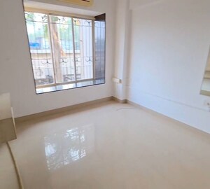 1 BHK Apartment For Rent in Plam House, Senapati Bapat Marg
