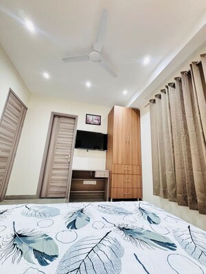 Building Lobby in 1 BHK Builder Floor at Sushant Lok I – for Rent