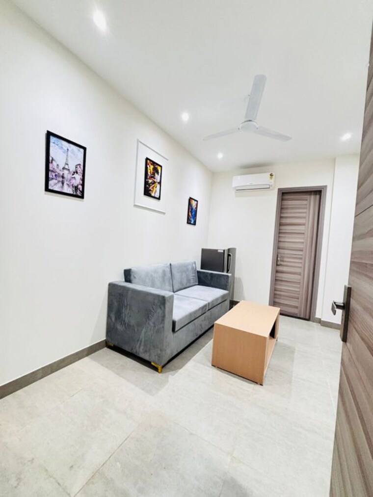 Team Area, sushant lok i 1 Bedroom 165 Sq.Yd. Builder Floor In Sushant Lok I Gurgaon 10211865