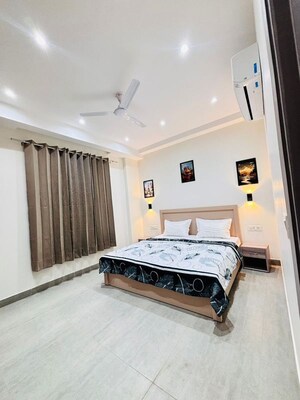 Bedroom in 1 BHK Builder Floor at Sushant Lok I – for Rent