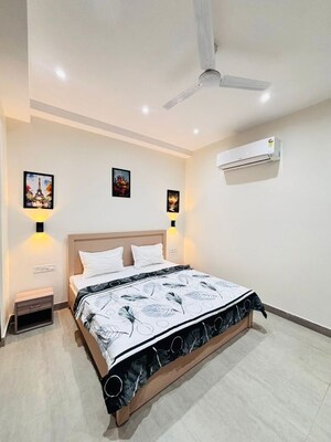 Bedroom in 1 BHK Builder Floor at Sushant Lok I – for Rent