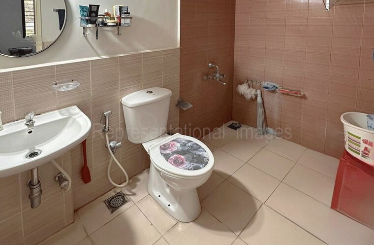 Bathroom, riddhi gardens Pg For Boys In Riddhi Gardens 10211866