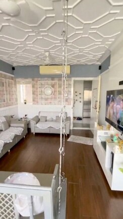 2 BHK + Servant Room Apartment For Sale in Matunga West