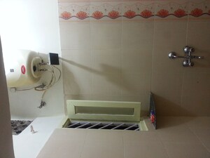 Bathroom in 1 BHK Independent House at Rt Nagar – for Rent