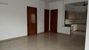 3 BHK Builder Floor For Rent in Sector 52