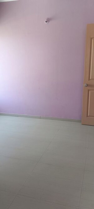 Room in 2 BHK Apartment at Tirupati Campus, Tingre Nagar – for Rent