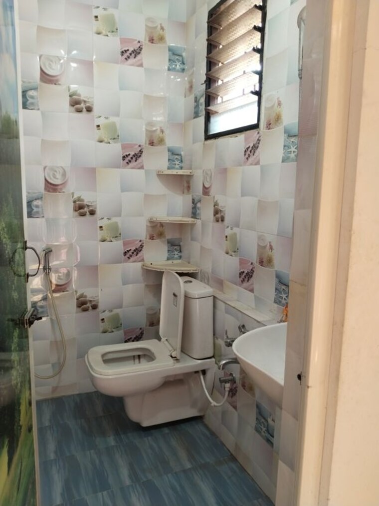Bathroom, gogol 4 Bedroom 164 Sq.Mt. Villa In Gogol Goa 10211888