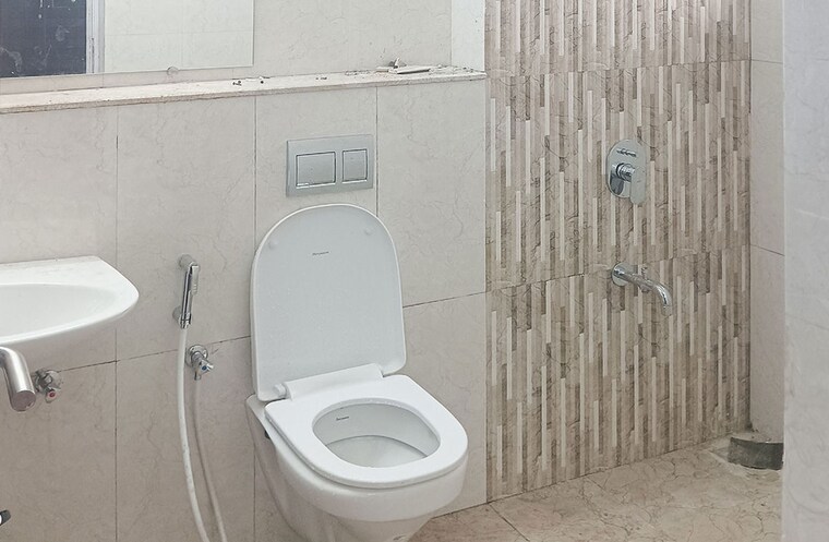 Bathroom, ambedkar nagar Pg For Boys In Ambedkar Nagar 10212014