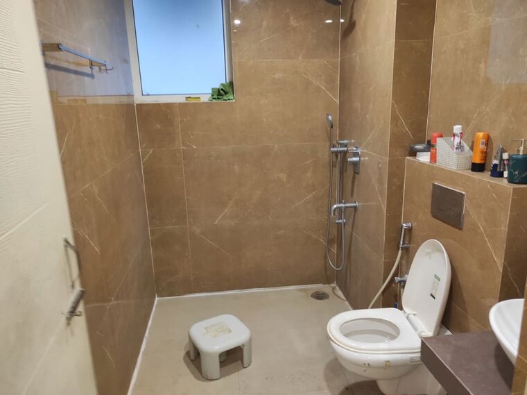 Bathroom, la-prisma 3 Bedroom 2250 Sq.Ft. Apartment In Dhakoli Zirakpur 10212011