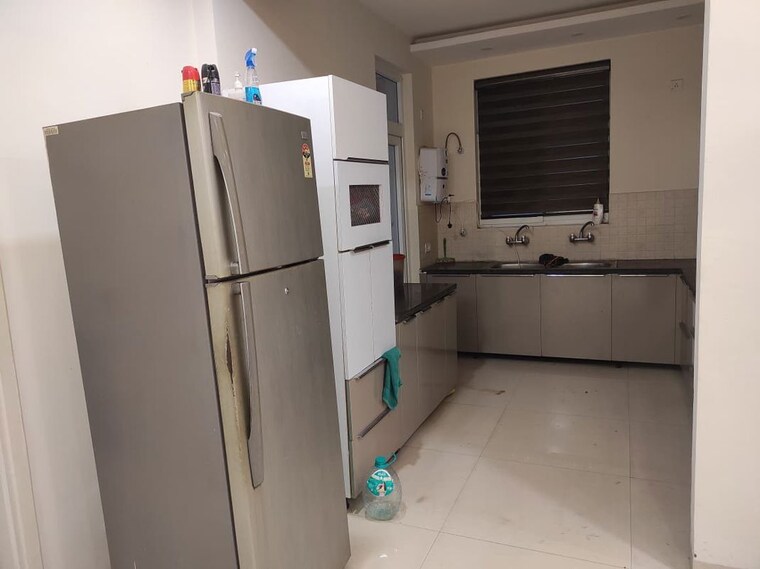 Kitchen, la-prisma 3 Bedroom 2250 Sq.Ft. Apartment In Dhakoli Zirakpur 10212011
