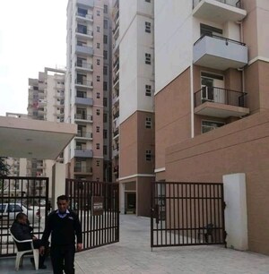 3 BHK Apartment – Exterior View View at Auric City Homes, Sector 82 - for Sale