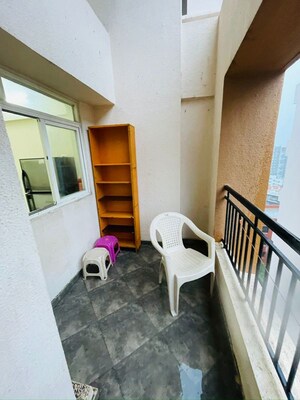 Team Area in 1 BHK Apartment at Puranik Abitante, Bavdhan – for Rent