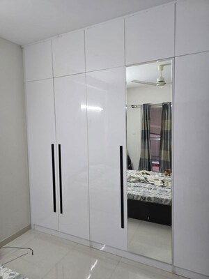 Room in 2 BHK Apartment at Meda Heights, Bellandur – for Rent