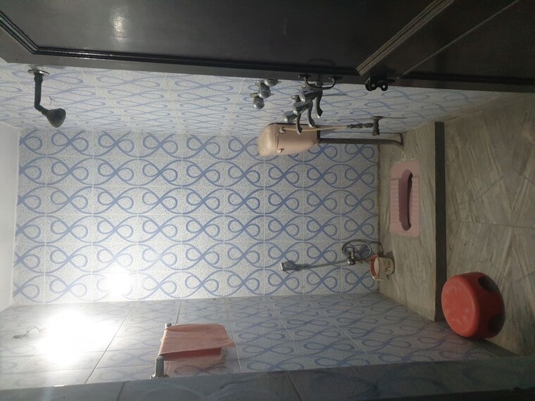 Bathroom, sector 16 2 Bedroom 1250 Sq.Ft. Independent House In Sector 16 Faridabad 10212401