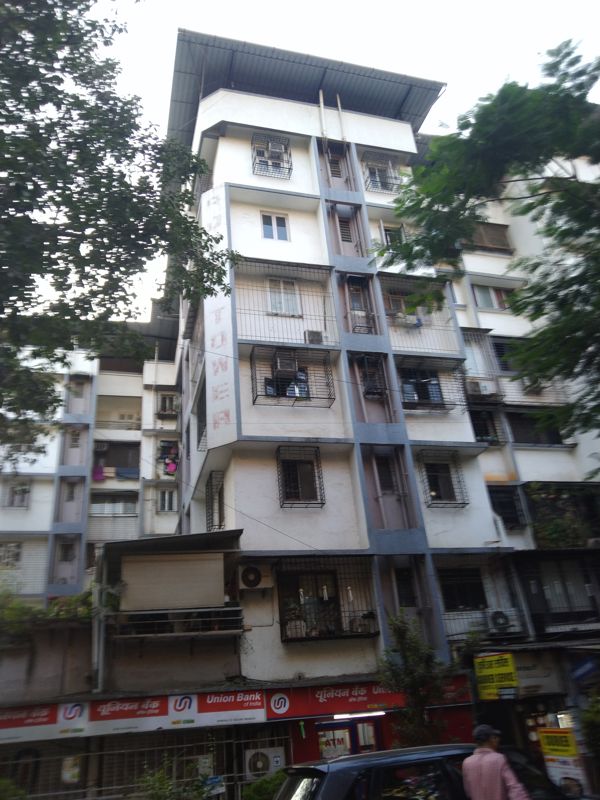 2 BHK 950 Sq.Ft. Apartment in Royal Tower CHS Ltd