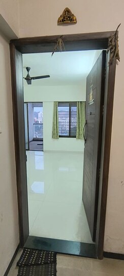 2 BHK Apartment For Rent in Space Elena