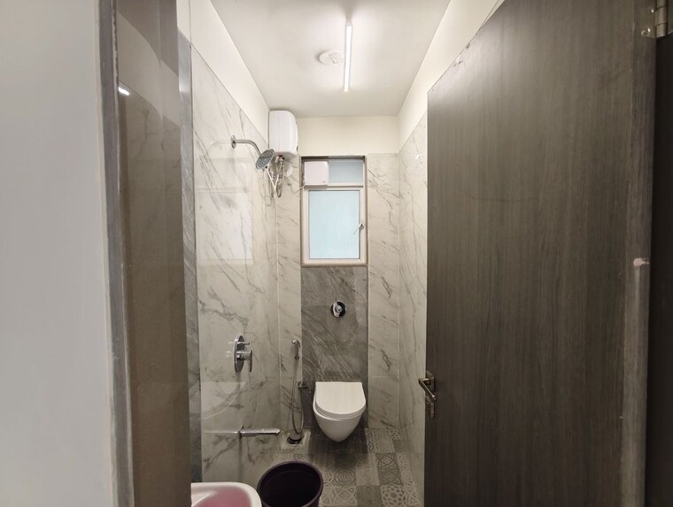Bathroom, adityaraj-shivraj 2 Bedroom 575 Sq.Ft. Apartment In Vikhroli East Mumbai 10212419